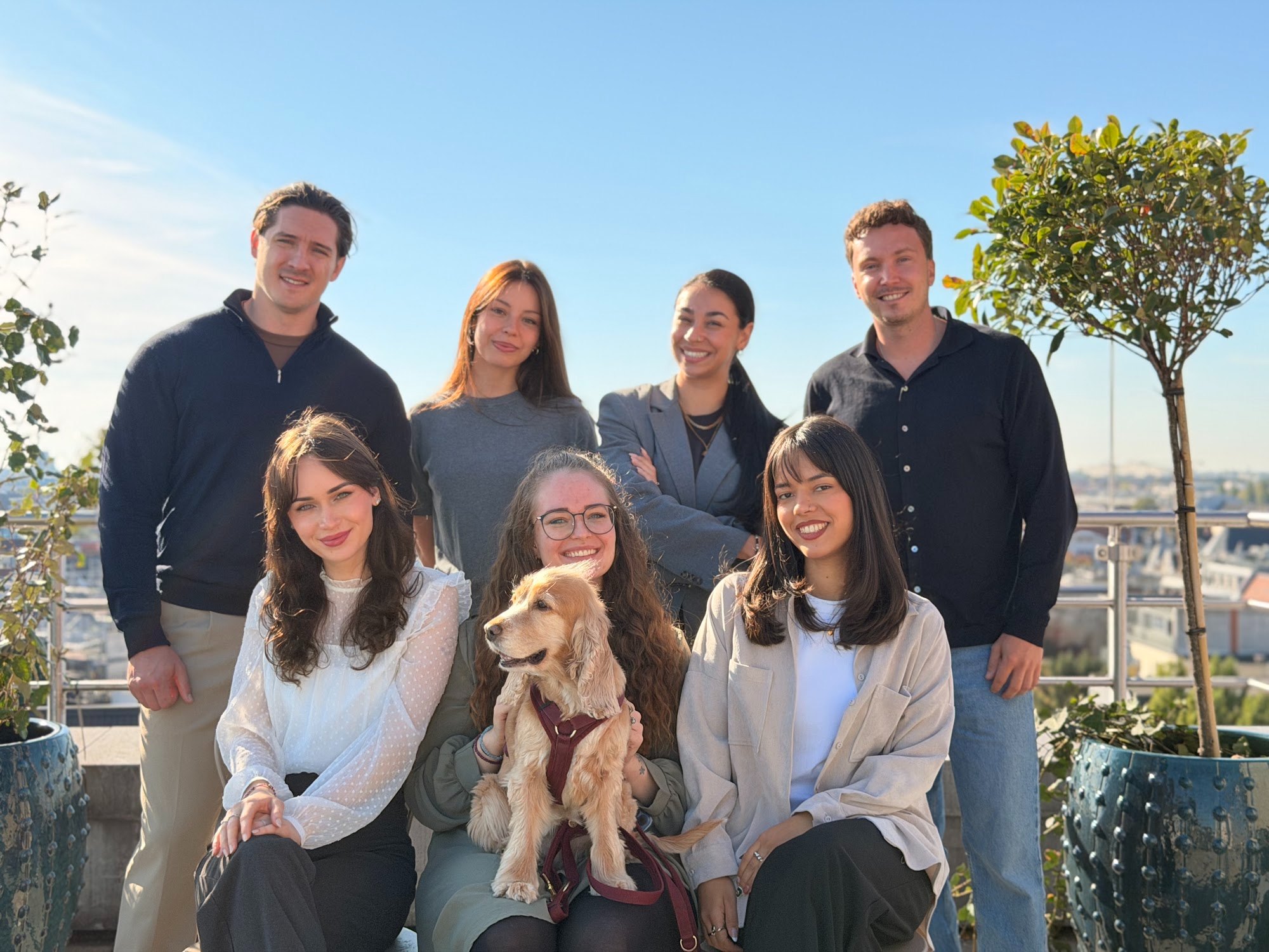 Das PIA-Team auf der Dachterrasse in Berlin